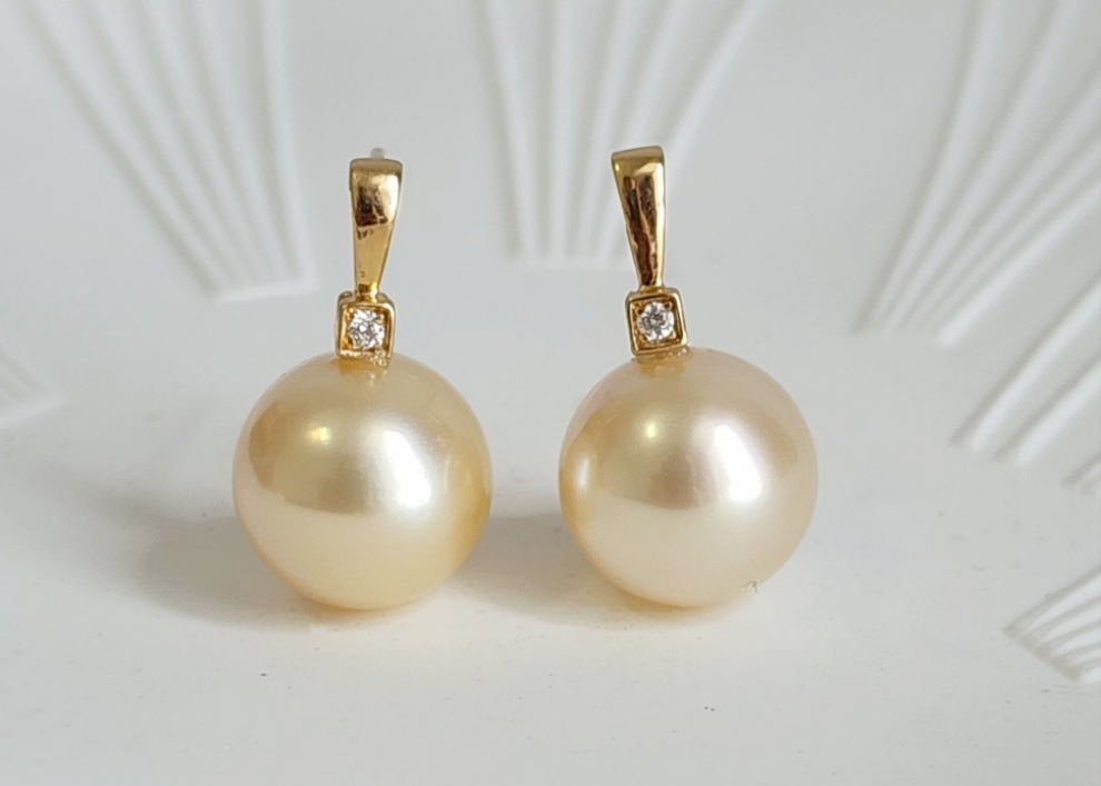 South sea pearl earring