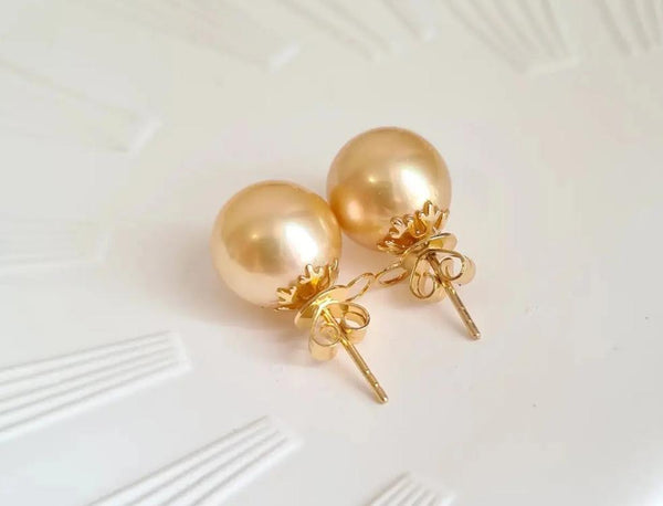 South sea gold pearl earring